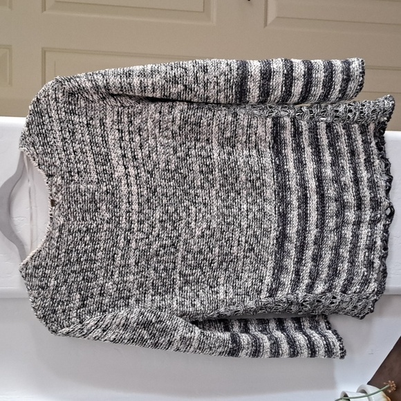 O'Neill Women's Boston Knit Sweater Crew Neck Pullover Size Medium - Picture 12 of 15